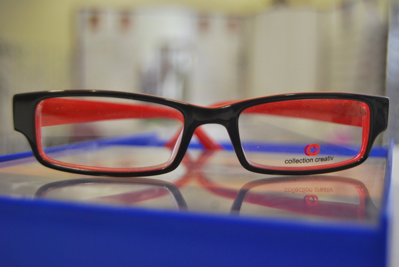 opticien-ESCRAGNOLLES-min_view-sight-lens-frame-optics-spectacles-1141012-pxhere.com